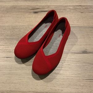 Skechers floor sample red slip ons